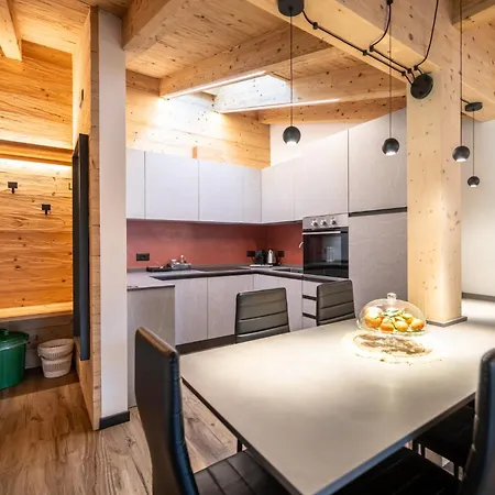 - Punta Penia - Center App