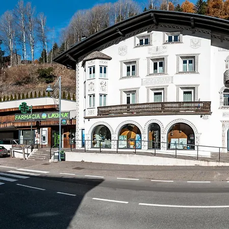 - Punta Penia - Center App * Canazei