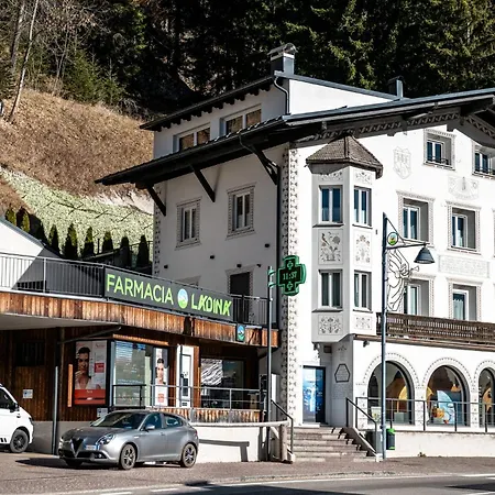 - Punta Penia - Center App * Canazei