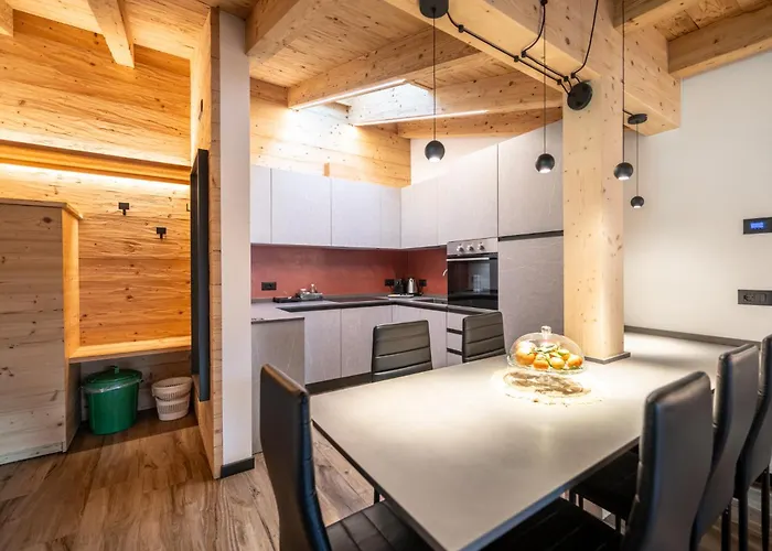 - Punta Penia - Center App