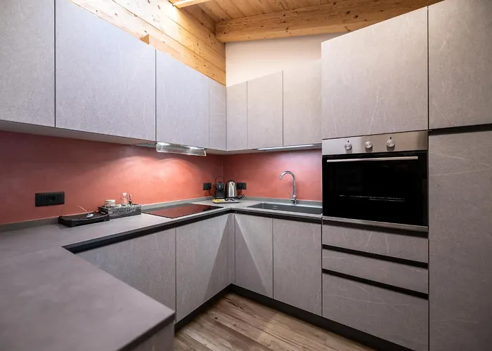 - Punta Penia - Center App